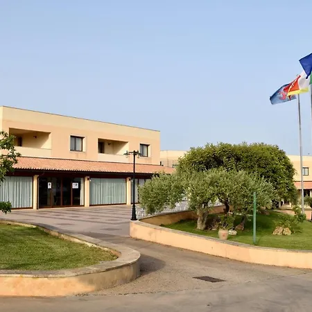 Kikki Village Hotel 4*