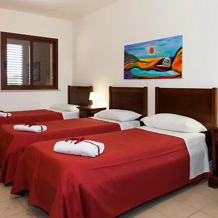 Kikki Village Hotell 4*